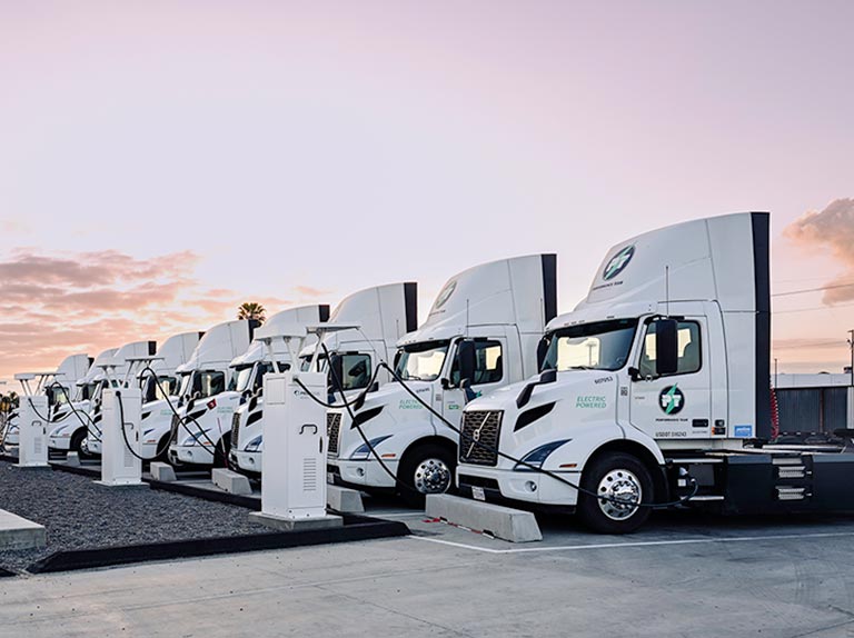 プロロジス、米国最大のEVトラック用マイクログリッドを活用し